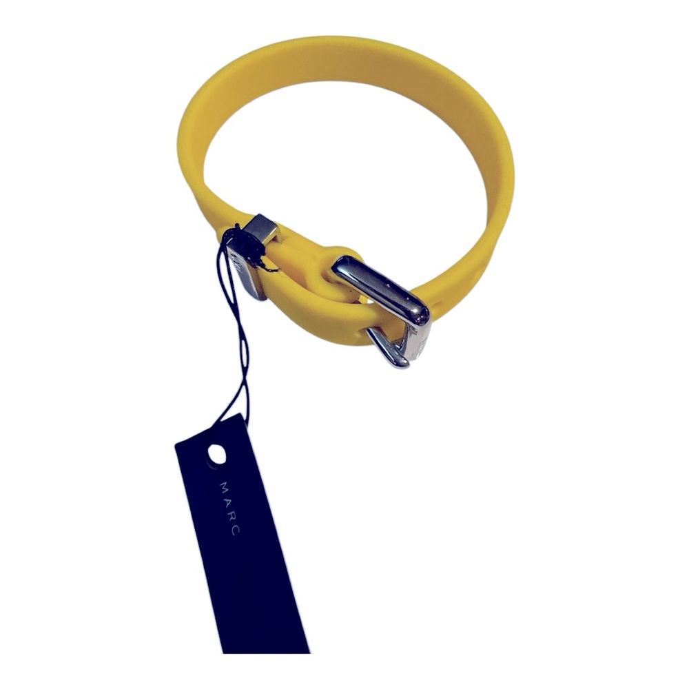 NWT Marc by Marc Jacob’s yellow rubber buckle bracelet.